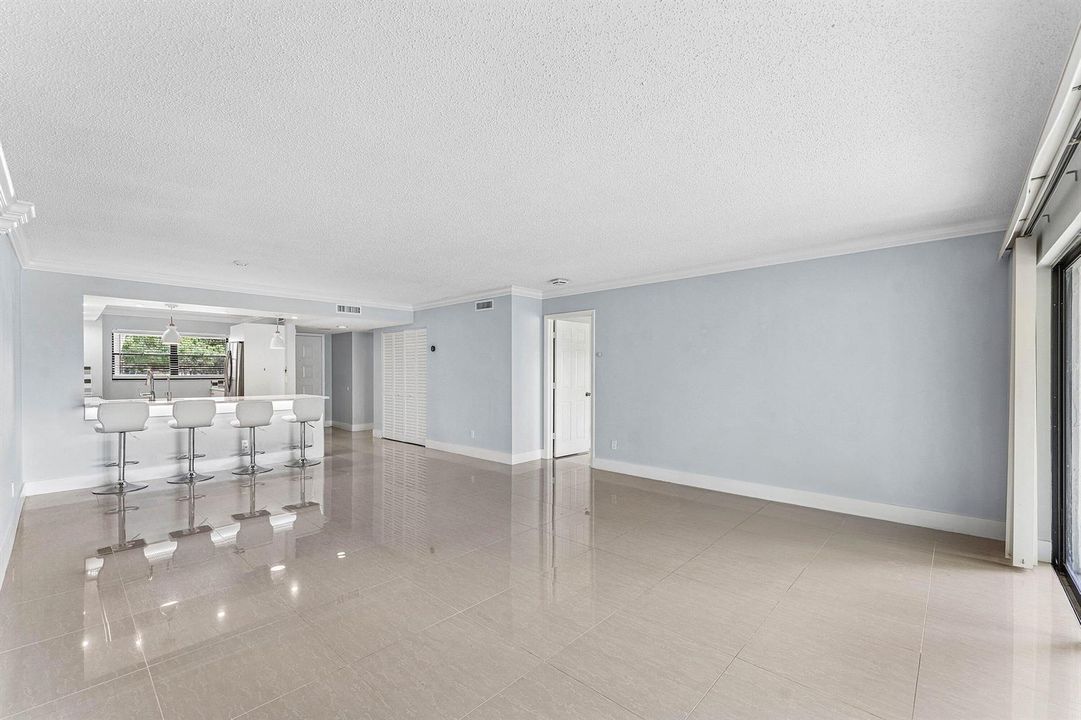 015-12926BriarlakeDrive-201-WestPalmBeac
