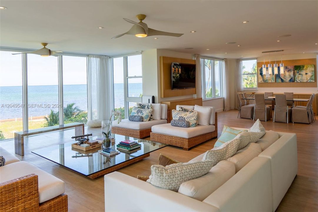 For Sale: $3,850,000 (4 beds, 4 baths, 1880 Square Feet)