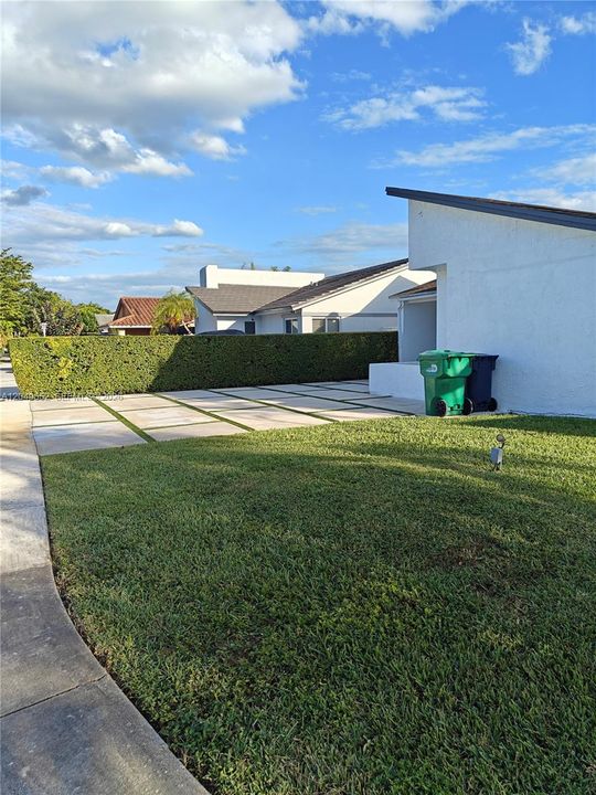 For Sale: $699,999 (3 beds, 2 baths, 1564 Square Feet)