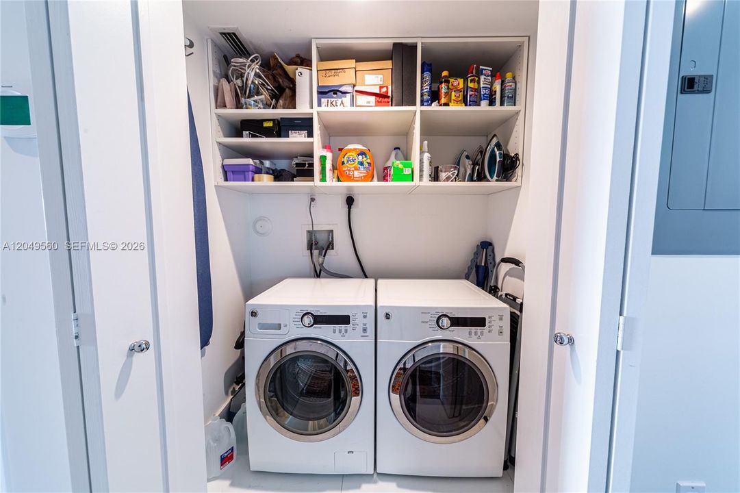 For Rent: $11,500 (3 beds, 3 baths, 2150 Square Feet)