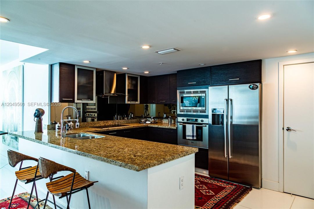 For Rent: $11,500 (3 beds, 3 baths, 2150 Square Feet)