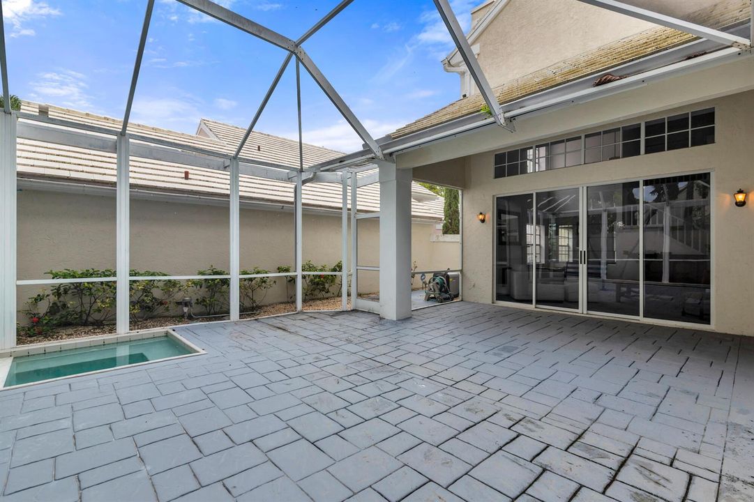 Pool & Lanai Enclosure