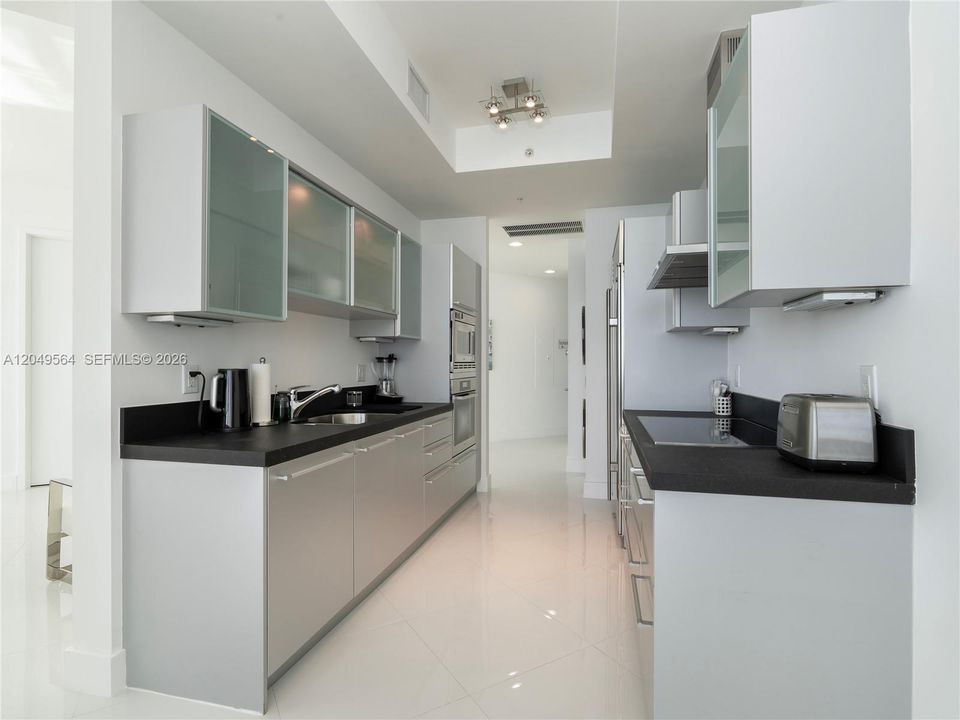 For Rent: $7,200 (2 beds, 2 baths, 1324 Square Feet)