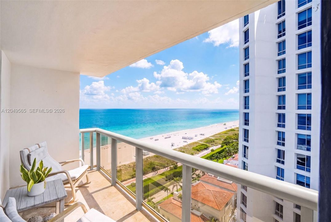 For Rent: $4,000 (2 beds, 2 baths, 1206 Square Feet)