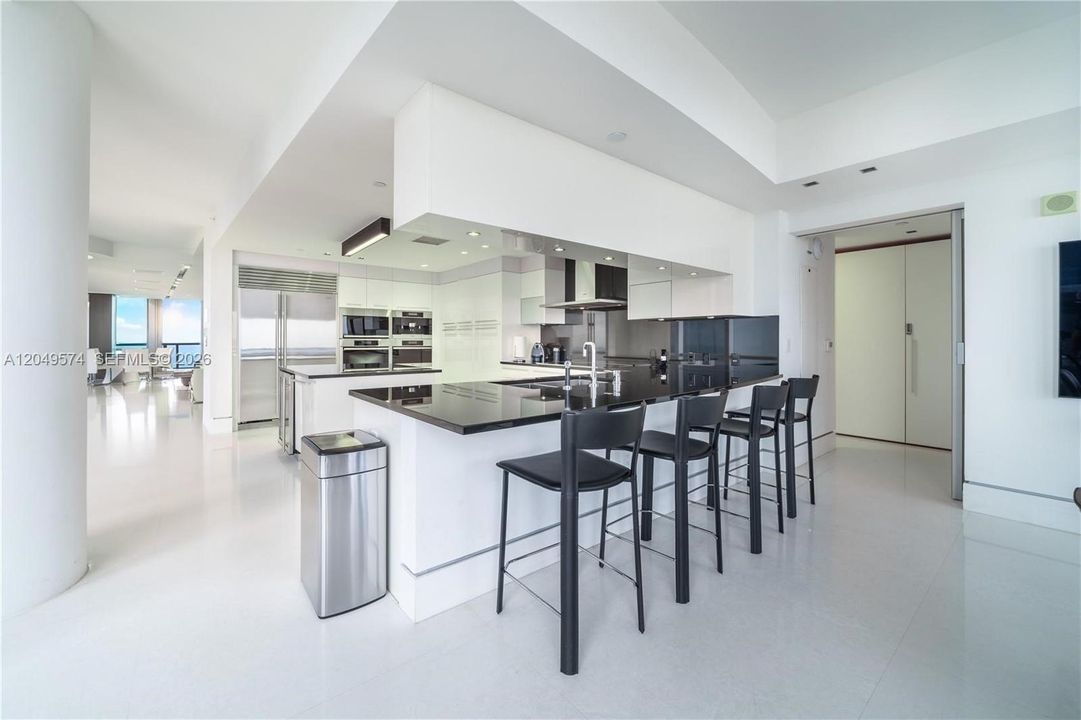 For Sale: $3,495,000 (4 beds, 4 baths, 2485 Square Feet)