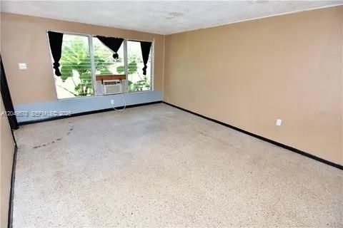 En Venta: $169,900 (3 camas, 2 baños, 0 Pies cuadrados)