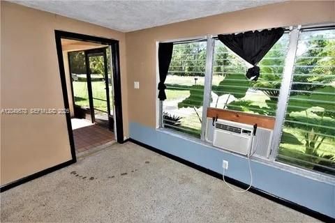 En Venta: $169,900 (3 camas, 2 baños, 0 Pies cuadrados)