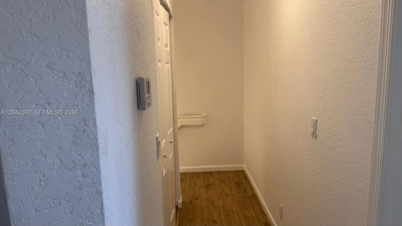 For Rent: $3,195 (3 beds, 2 baths, 1436 Square Feet)