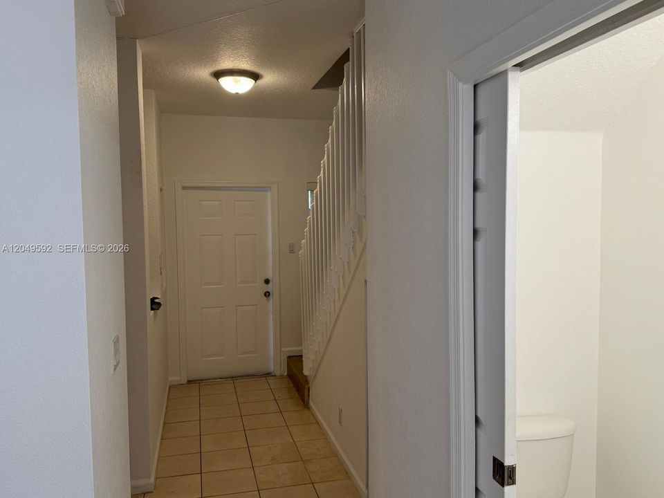 For Rent: $3,195 (3 beds, 2 baths, 1436 Square Feet)