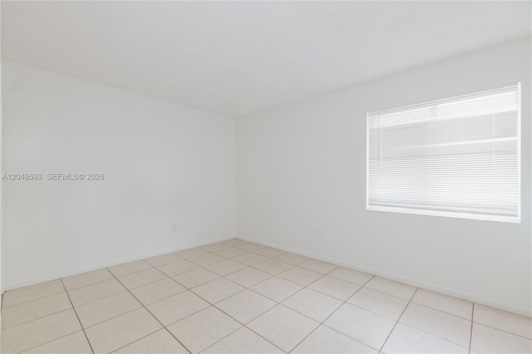For Rent: $2,650 (3 beds, 2 baths, 1085 Square Feet)