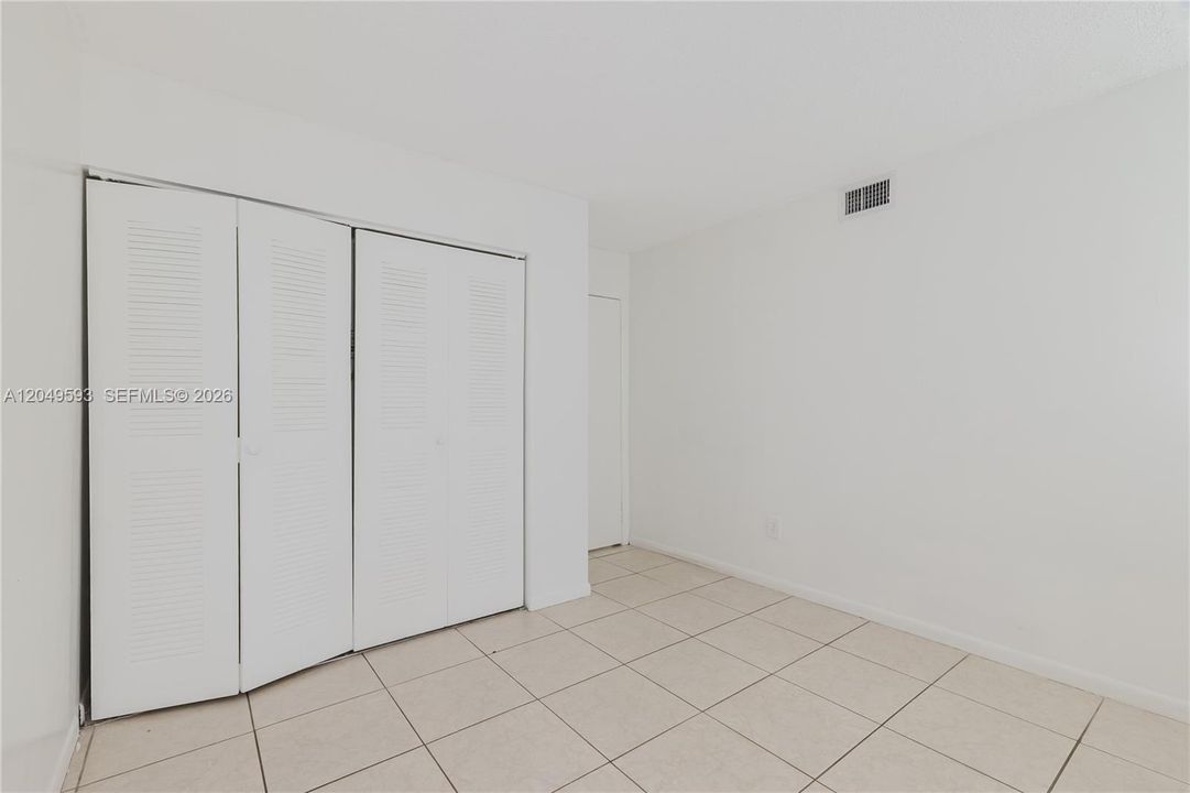 For Rent: $2,650 (3 beds, 2 baths, 1085 Square Feet)