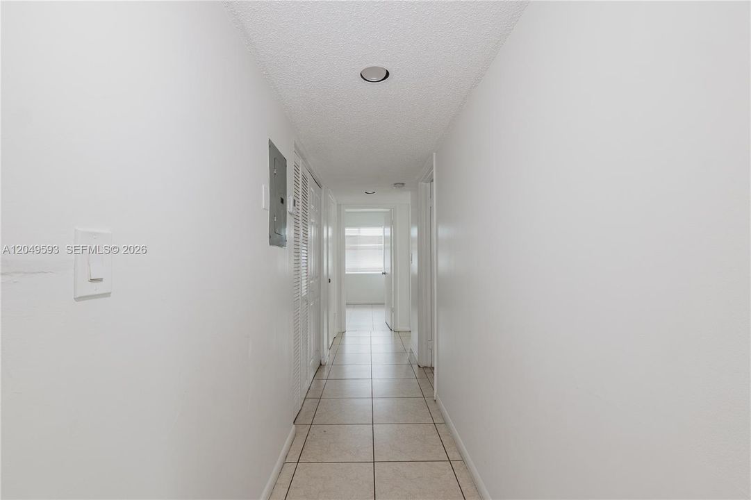 For Rent: $2,650 (3 beds, 2 baths, 1085 Square Feet)