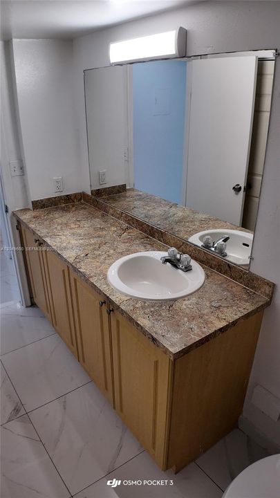 For Rent: $1,700 (1 beds, 1 baths, 223601 Square Feet)