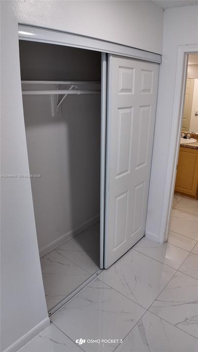 For Rent: $1,700 (1 beds, 1 baths, 223601 Square Feet)