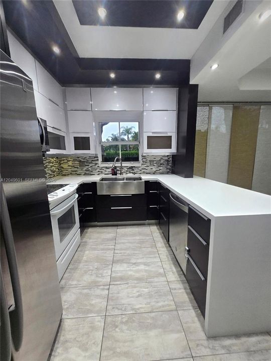 For Rent: $2,800 (2 beds, 2 baths, 0 Square Feet)