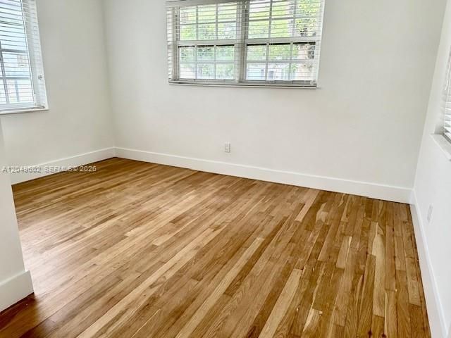 В аренду: $4,200 (3 спален, 2 ванн, 1228 Квадратных фут)