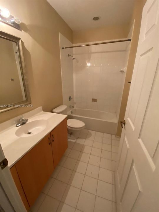 For Rent: $2,495 (3 beds, 2 baths, 1487 Square Feet)
