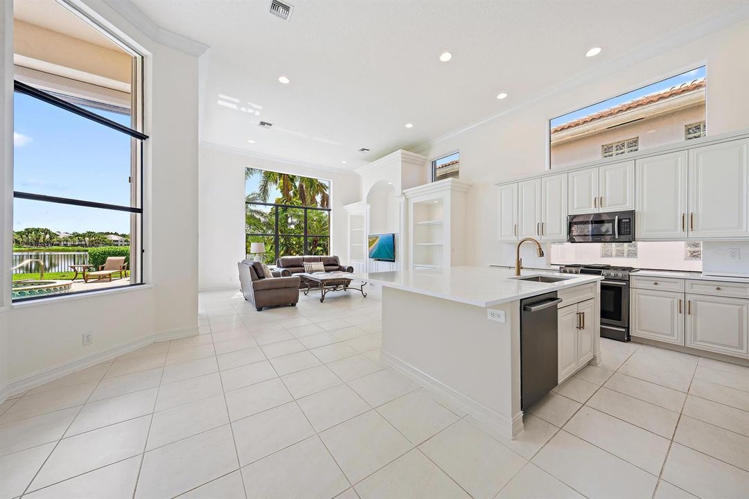7510 Blue Heron Way