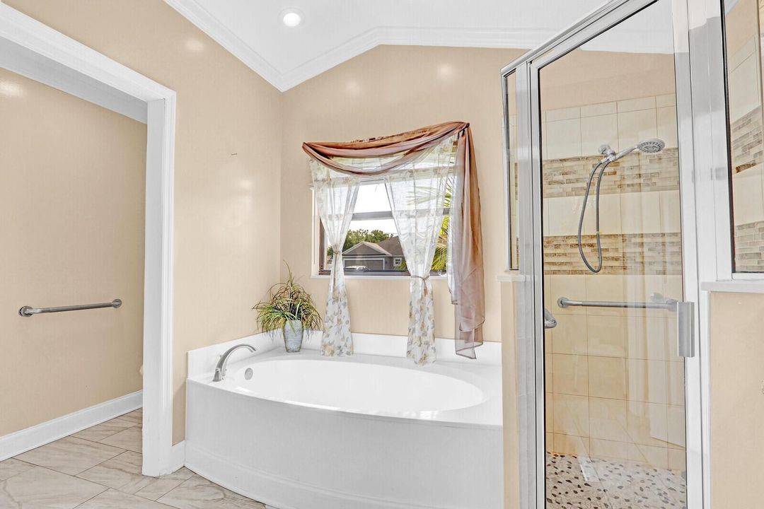 Separate Shower and Tub Master Ensuite