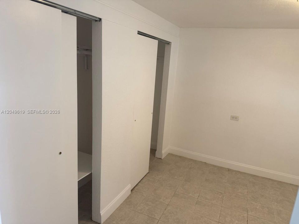Activo con contrato: $1,497 (1 camas, 1 baños, 450 Pies cuadrados)
