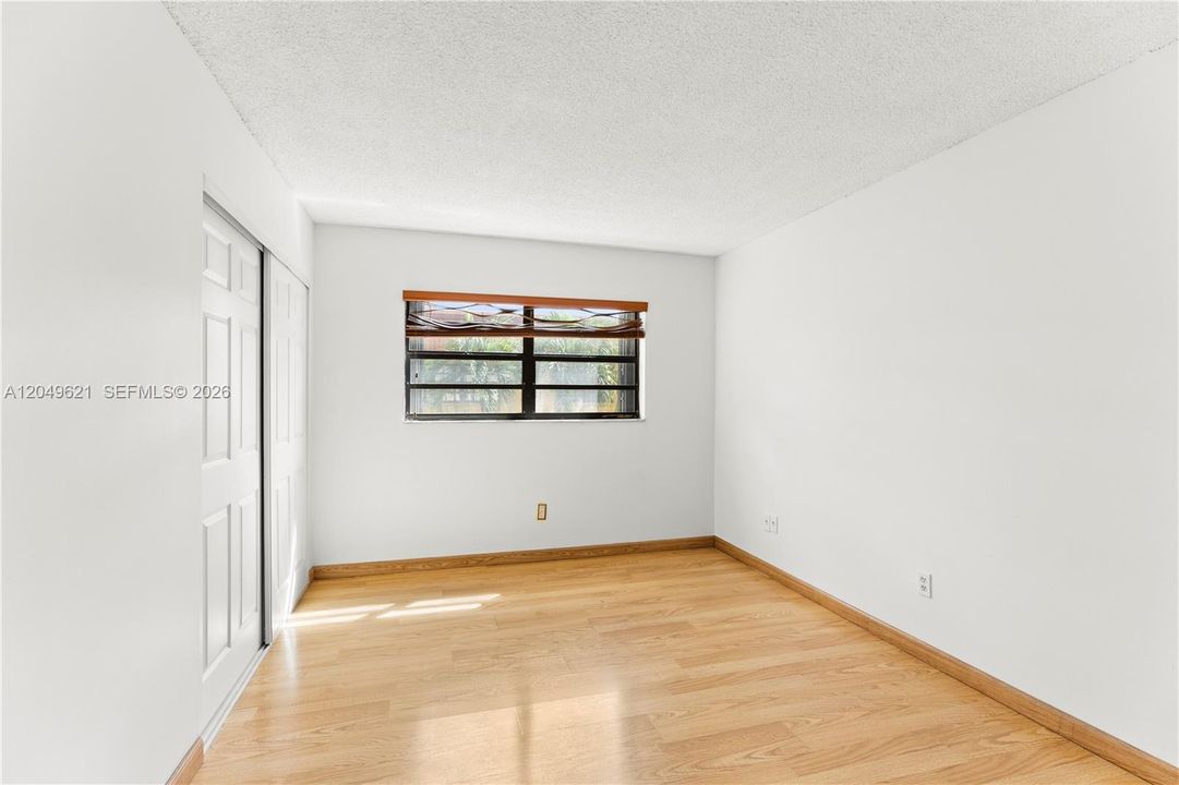 For Rent: $3,100 (3 beds, 2 baths, 1737 Square Feet)