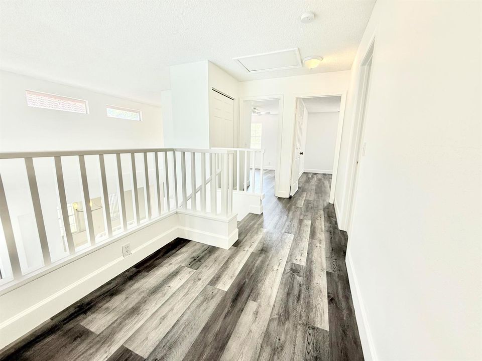 3 BEDROOM + 1 BATHROOM UP