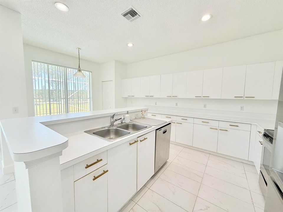 Open kitchen