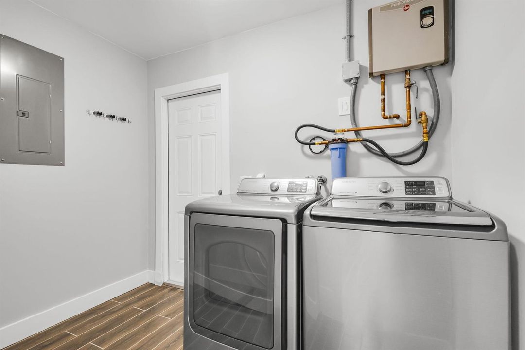 33-web-or-mls-5D1A4900