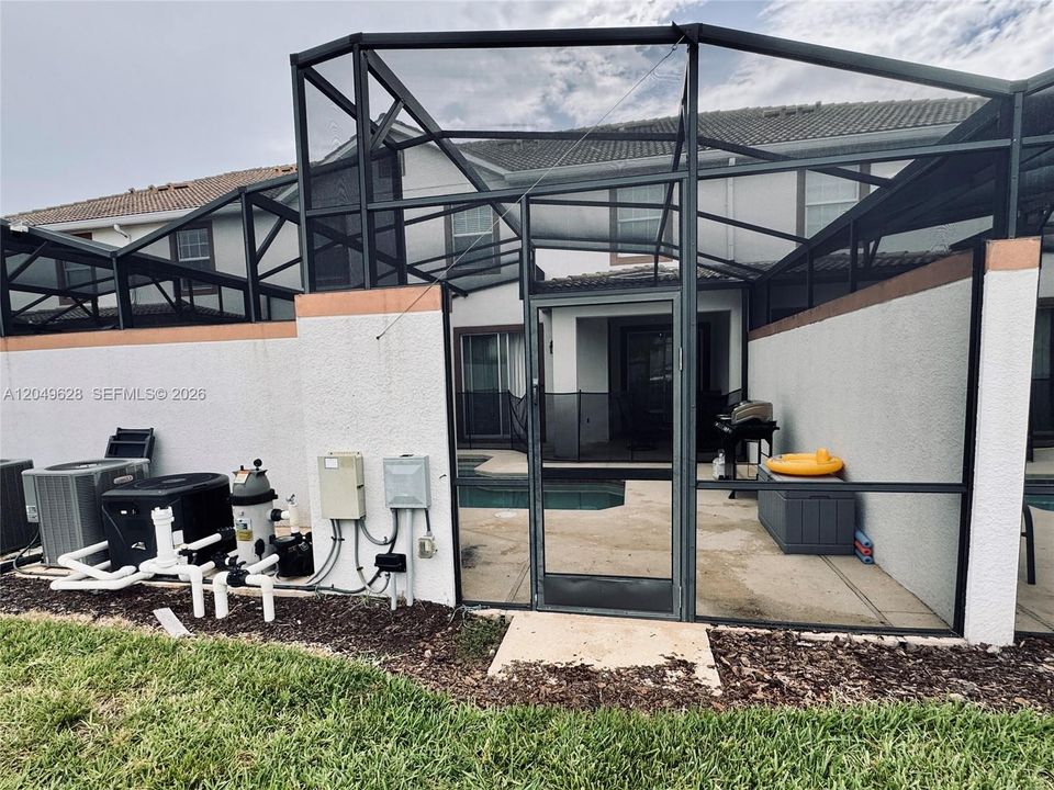 En Venta: $420,000 (4 camas, 3 baños, 1902 Pies cuadrados)