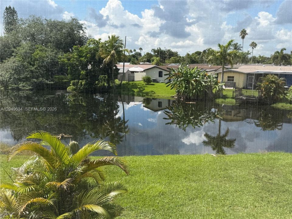 For Rent: $1,699 (2 beds, 2 baths, 850 Square Feet)