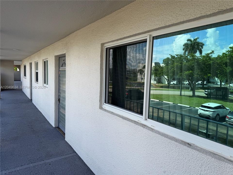 For Rent: $1,699 (2 beds, 2 baths, 850 Square Feet)