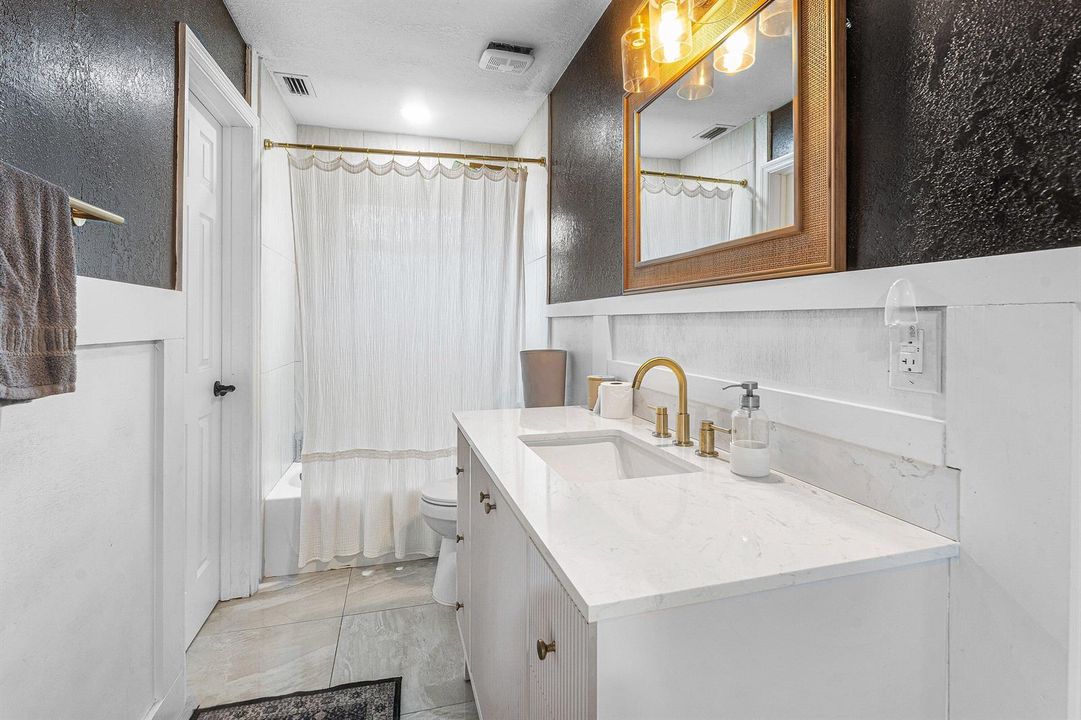 022-711LaurelDrive-WestPalmBeach-FL-3340