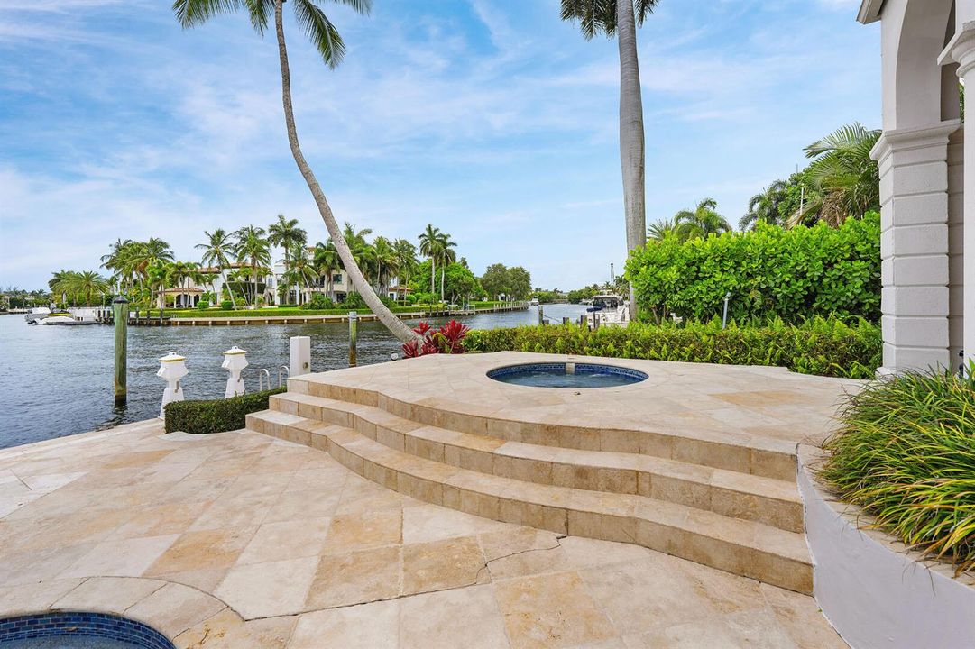450_South_Maya_Palm_Drive_25