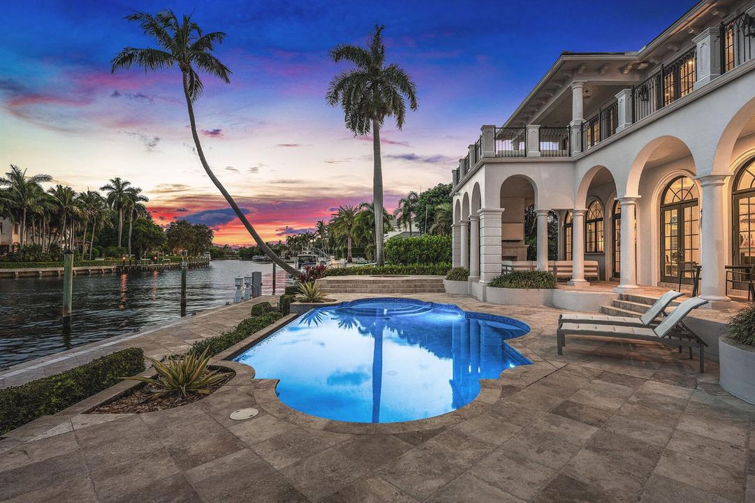 450_South_Maya_Palm_Drive_Dusk_12