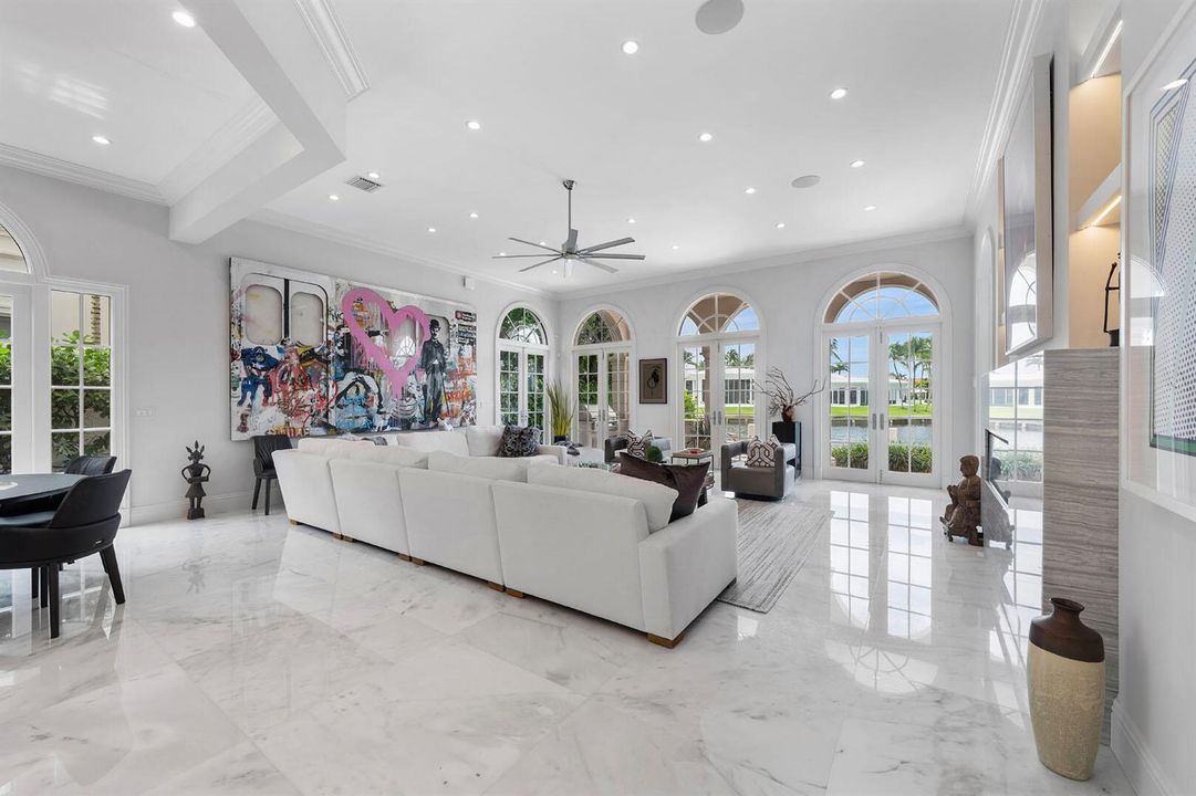 450_South_Maya_Palm_Drive_19