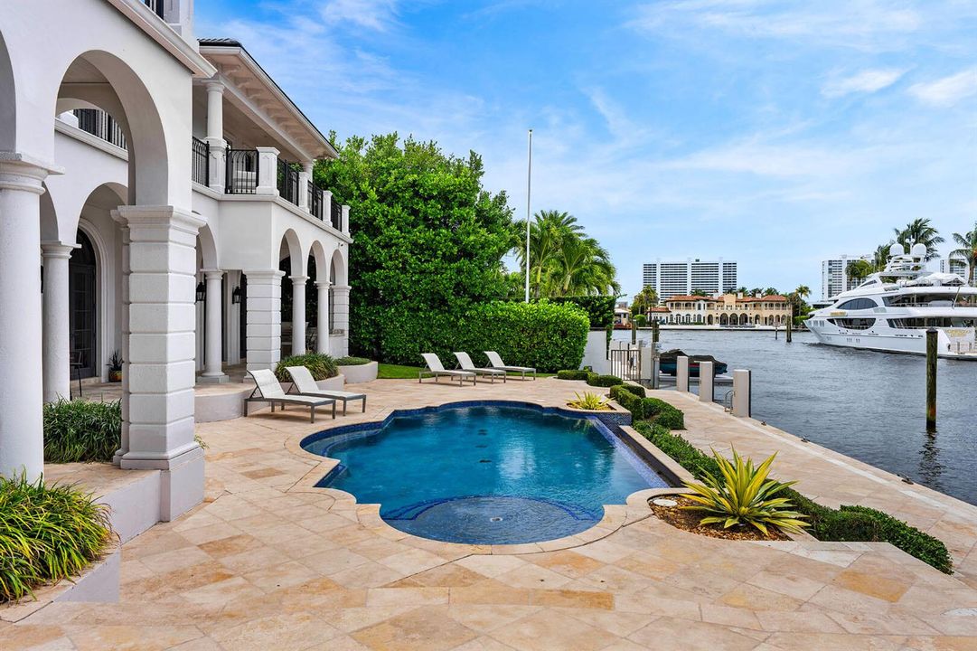 450_South_Maya_Palm_Drive_24