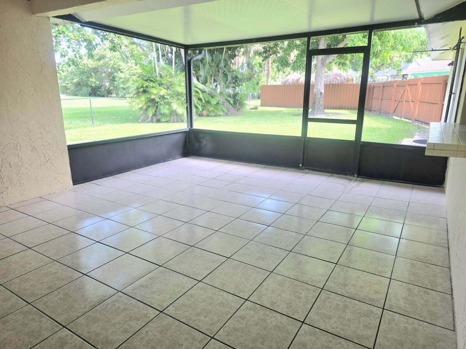 image000000 (10)