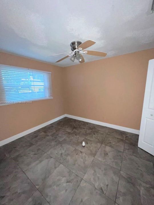 For Rent: $3,000 (3 beds, 2 baths, 1200 Square Feet)