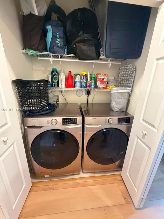 For Rent: $3,650 (4 beds, 2 baths, 1914 Square Feet)