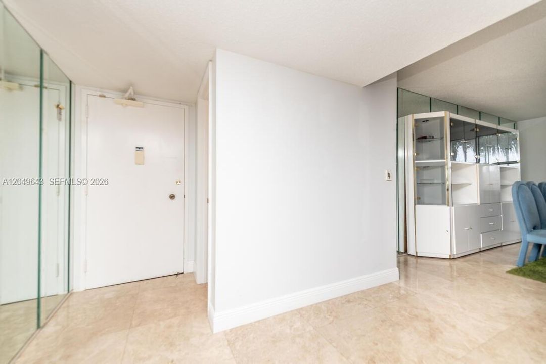 For Sale: $399,000 (3 beds, 2 baths, 1740 Square Feet)