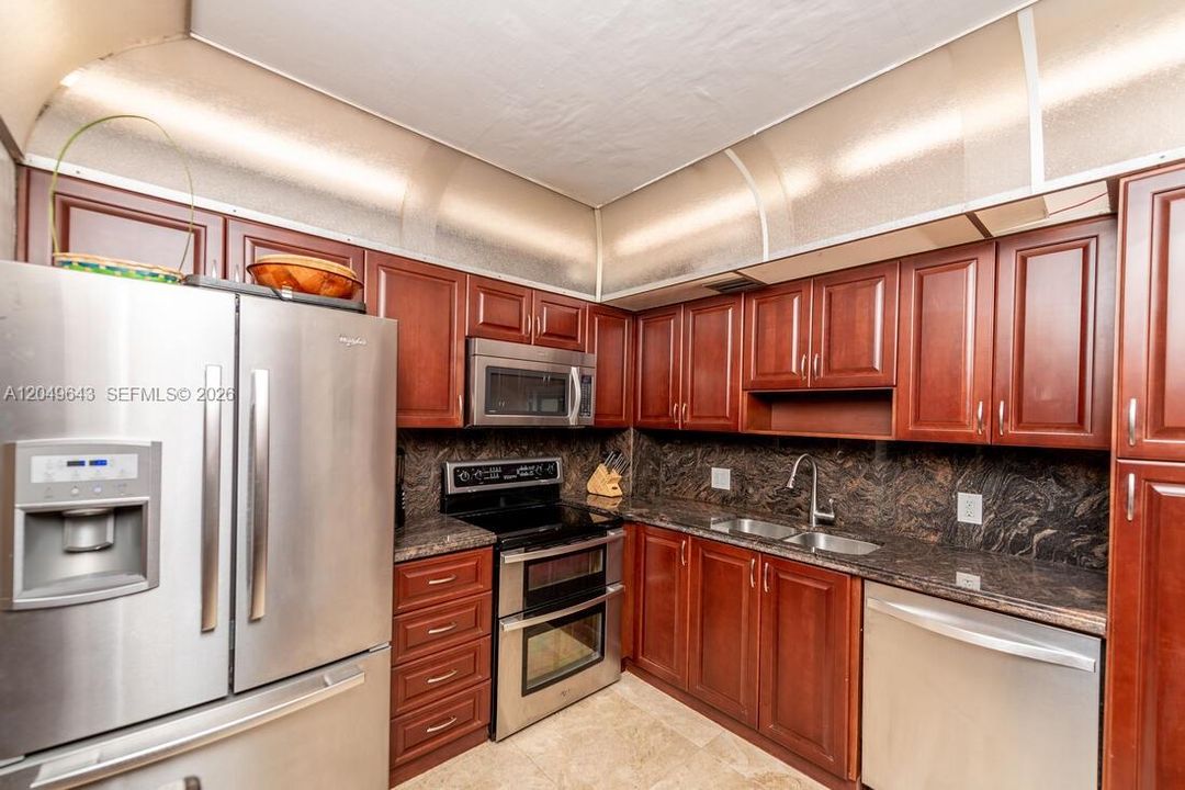 For Sale: $399,000 (3 beds, 2 baths, 1740 Square Feet)
