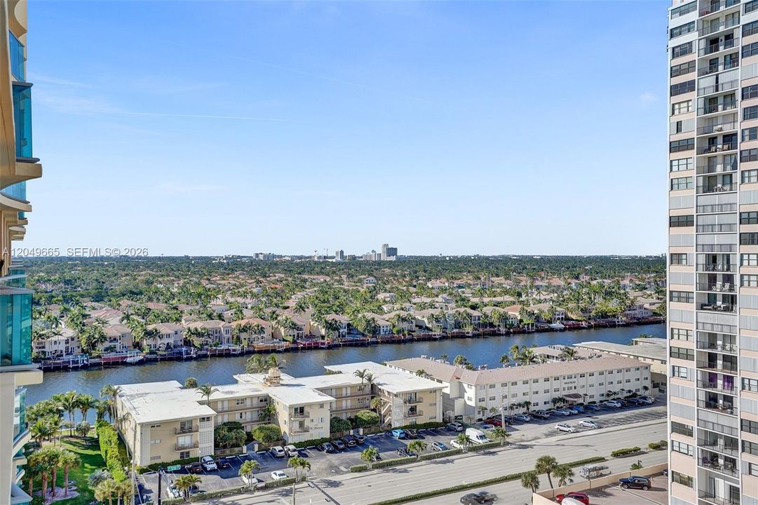 For Rent: $2,300 (0 beds, 1 baths, 482 Square Feet)