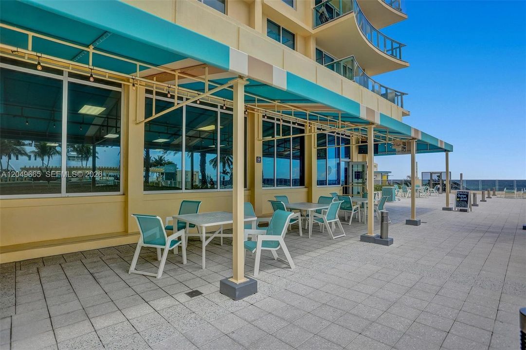 For Rent: $2,300 (0 beds, 1 baths, 482 Square Feet)
