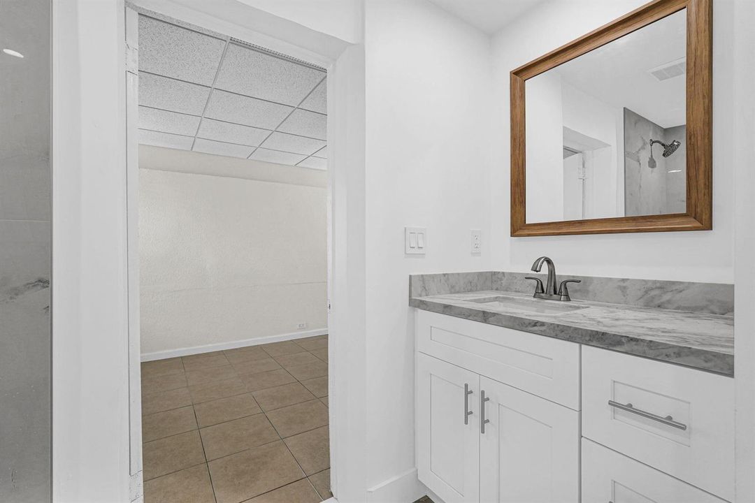 76-web-or-mls-Remodeled Primary Bathroom