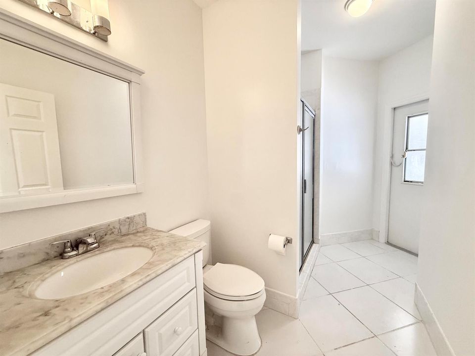 3RD CABANA BATH