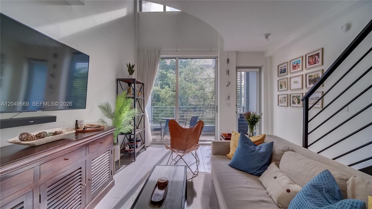В аренду: $4,200 (1 спален, 1 ванн, 790 Квадратных фут)