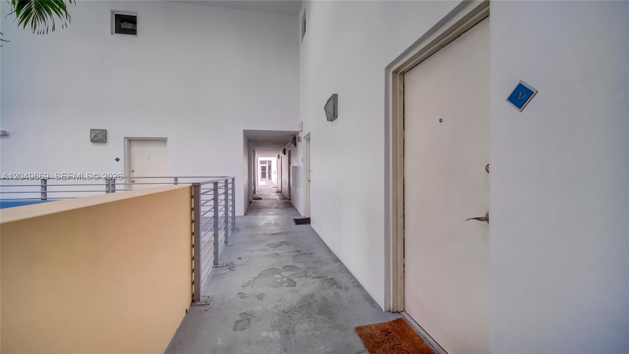 В аренду: $4,200 (1 спален, 1 ванн, 790 Квадратных фут)