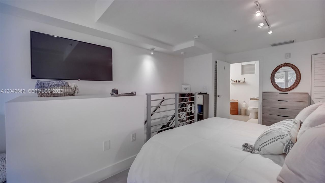 В аренду: $4,200 (1 спален, 1 ванн, 790 Квадратных фут)