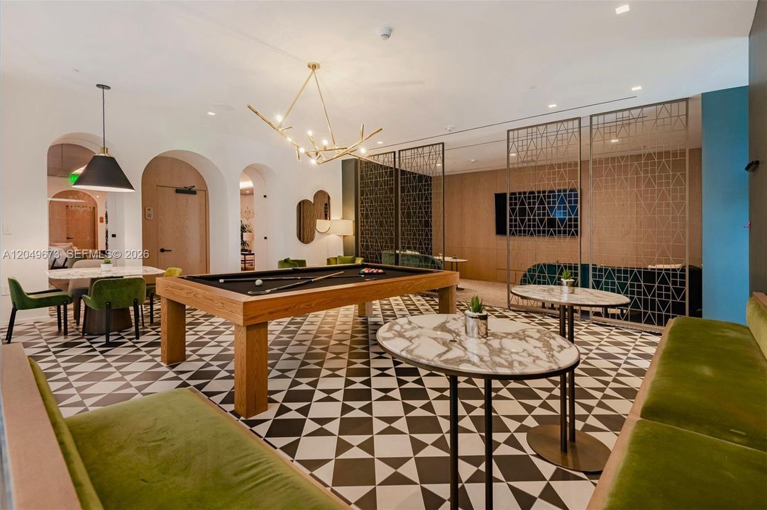 Resident's Lounge Game Room-9th Floor