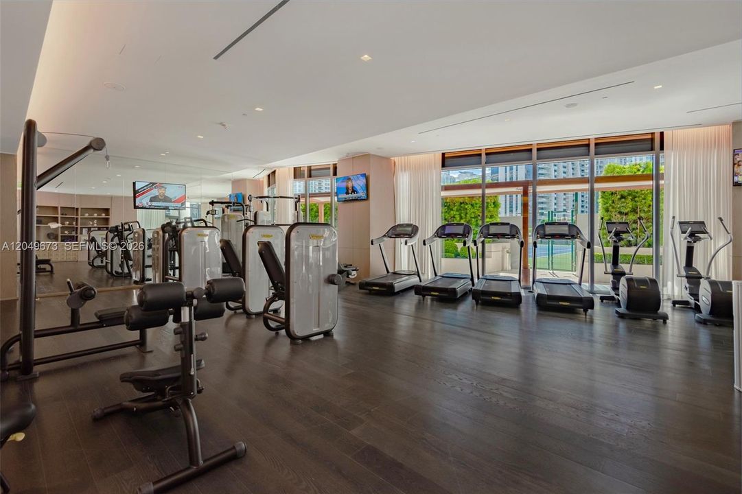 For Sale: $1,600,000 (3 beds, 4 baths, 1722 Square Feet)